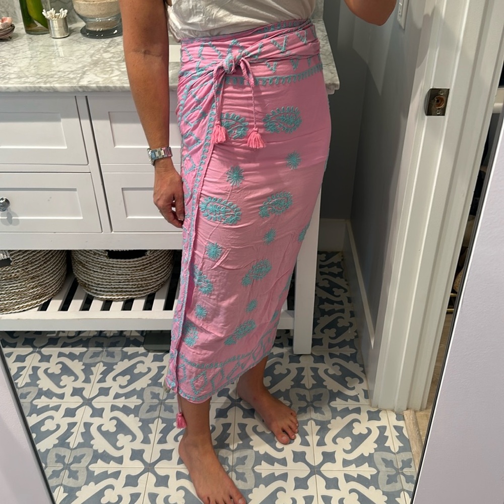 Pink and Blue Women Swim Sarong